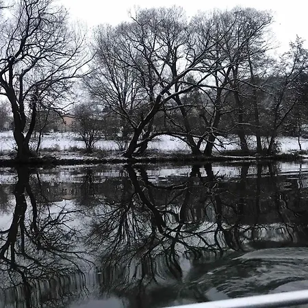 Tatil Evi Sazava River With Boating Experience Týnec nad Sázavou